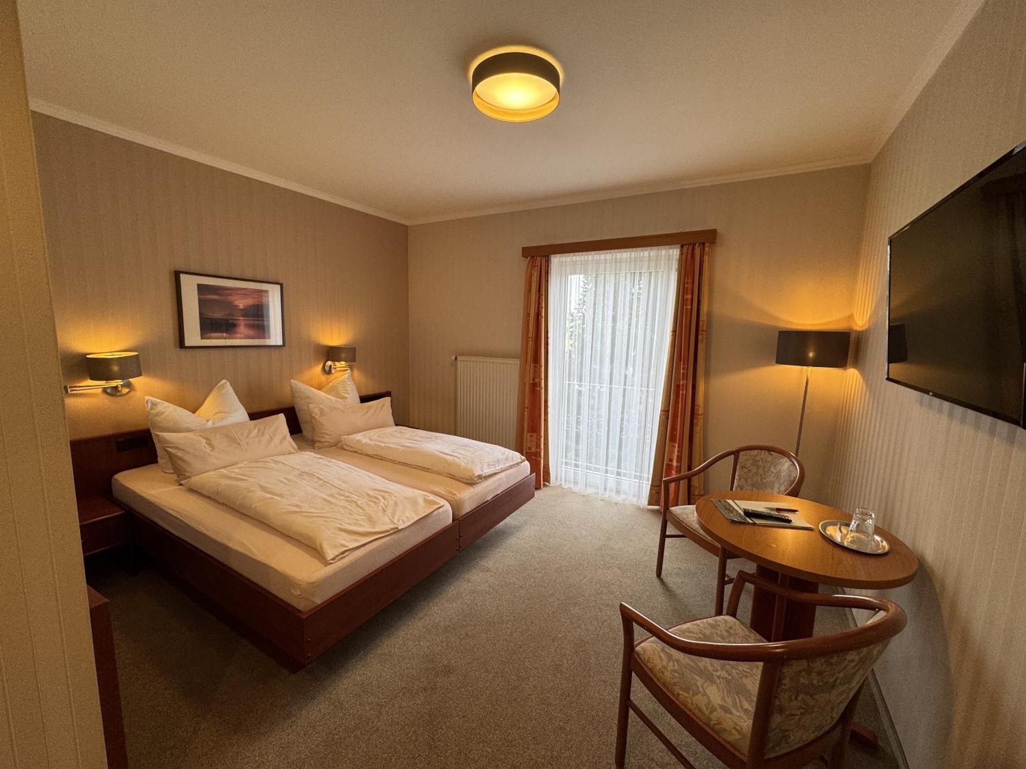 Berghotel Wilhelmsburg Bad Kosen Room photo