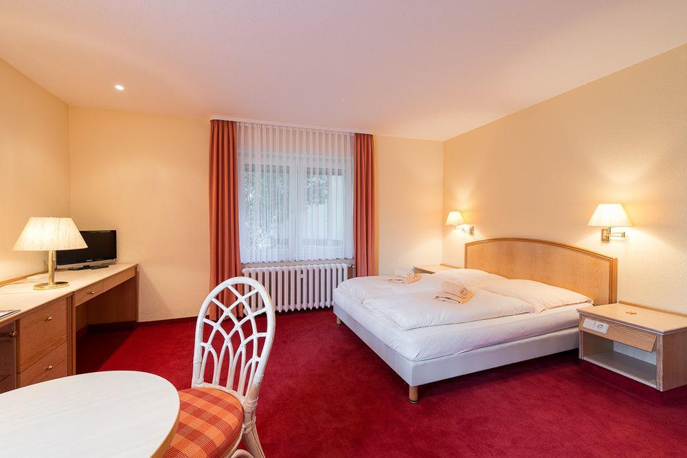 Berghotel Wilhelmsburg Bad Kosen Exterior photo